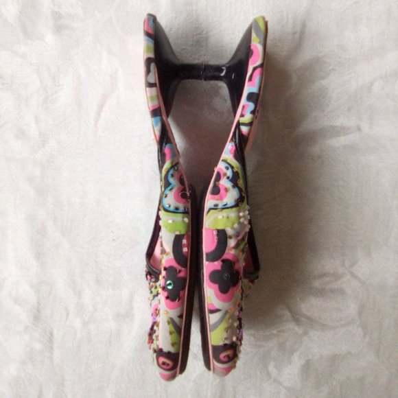 Colorful Unlisted Heeled Flats with Sequin Details - Picture 5 of 6